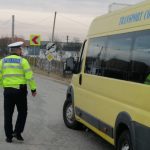 La Stoenești, scandal într-un autobuz școlar făcut de mai mulți elevi minori