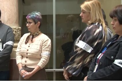 Grevă japoneză la Muzeul Municipal Câmpulung- Muzeele contează! Și oamenii care le țin vii contează!
